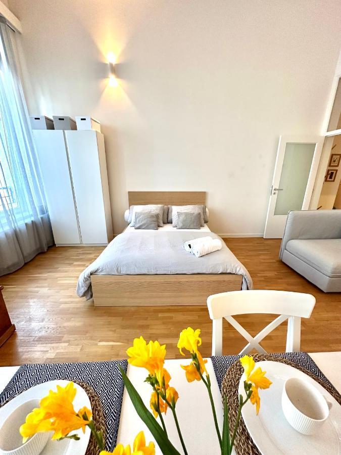 Apartment European Comission Beautiful Studio